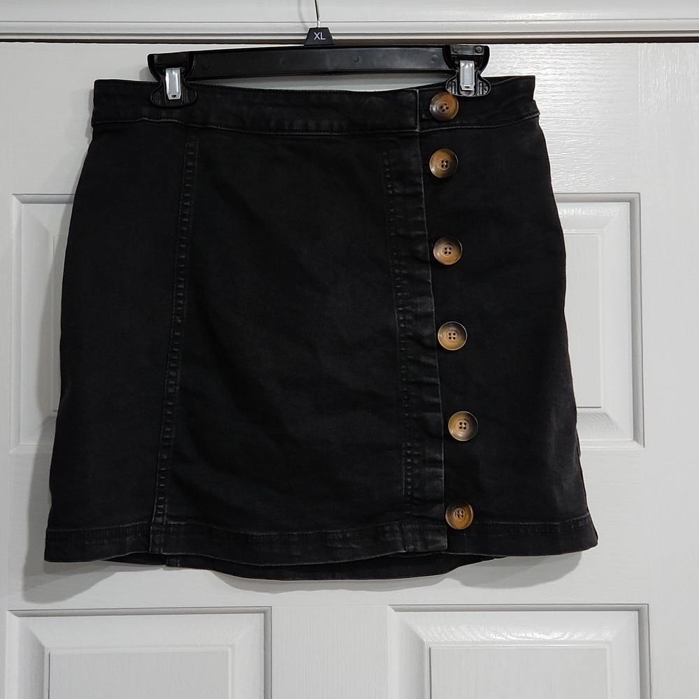 Free People Black Side Button Mini Skirt ~ Size 12